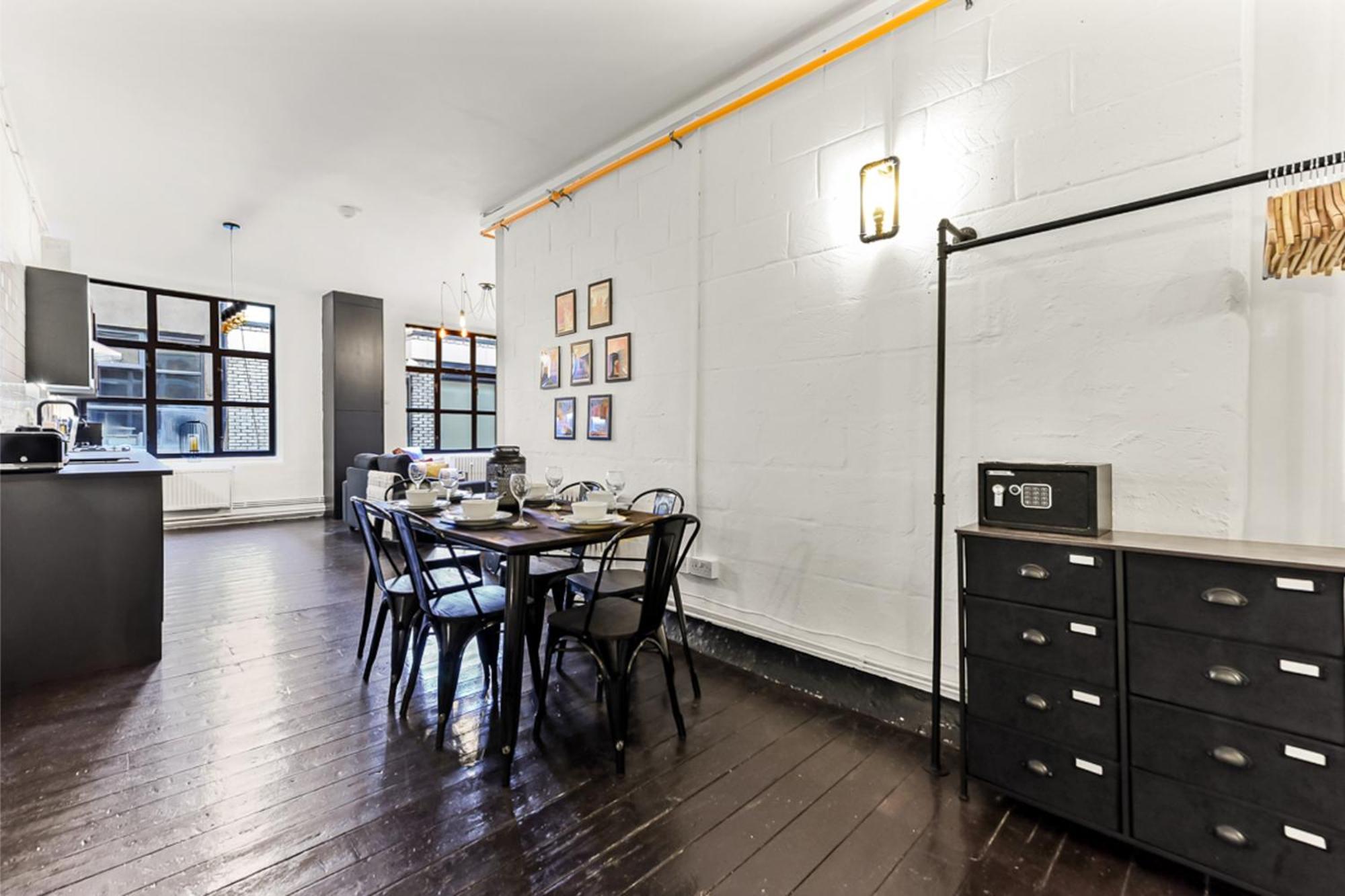 Trendy And Eccentric Flat In Hackney Appartamento *