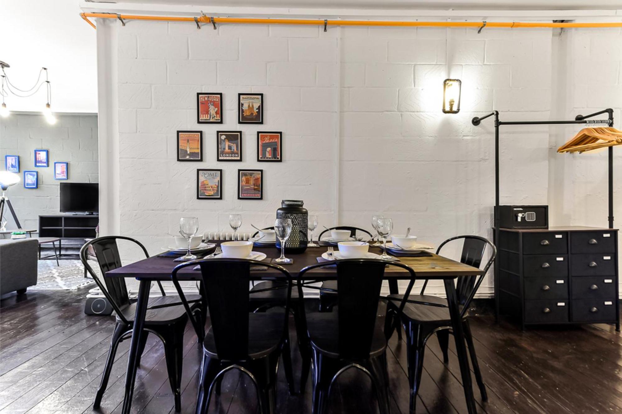Trendy And Eccentric Flat In Hackney Londra